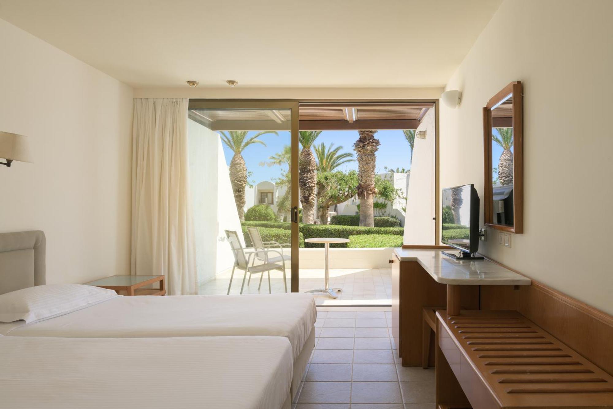 Agapi Premium 4*